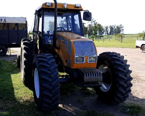 Tractor Valtra A990 - año 2010