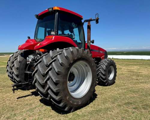 Case IH Magnum 270 - año 2008