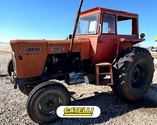 Tractor Fiat 700 e