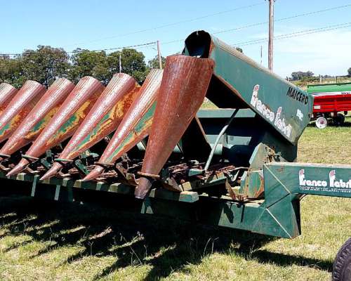 Cabezal Maicero de 10 Surcos.muy Bueno
