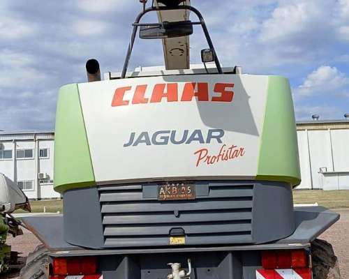 Picadora Jaguar 870 año 2006 con Cabezal RU 450 Xtra