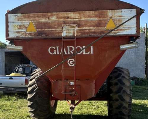 Tolva Autodescargable Giaroli 14 Tons 2007 24-5x32 Balanza