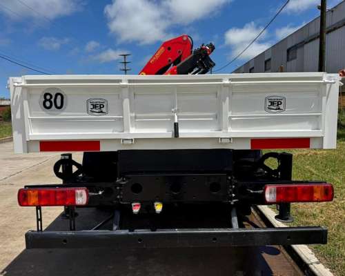 Carrocería Baranda Volcable + Grua Industrias JEP