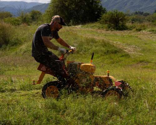 Mini Tractor Cortacésped, Malezas y Arbustos RH001 PRO