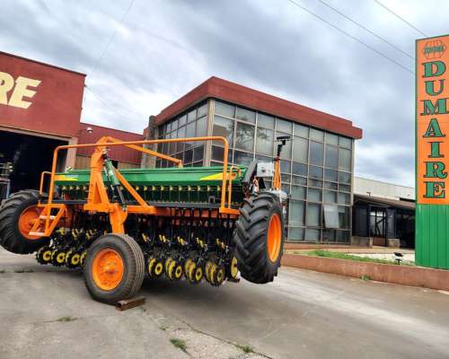 Sembradora Dumaire 700 25 a 19 cm