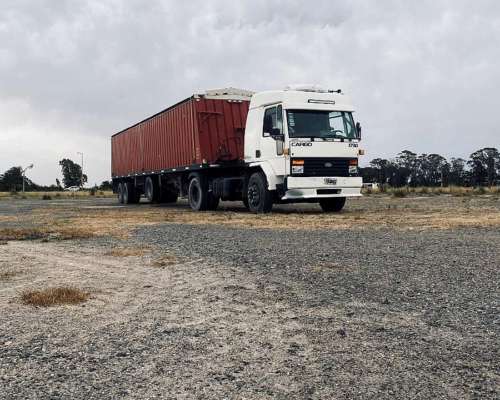 Ford Cargo 1730 Tractor