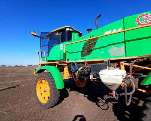 Pulverizador Praba AR 3.4, año 2014, Motor Deutz 142.
