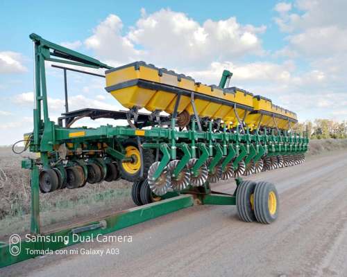 Sembradora Tedeschi Autotrailer 16 a 42