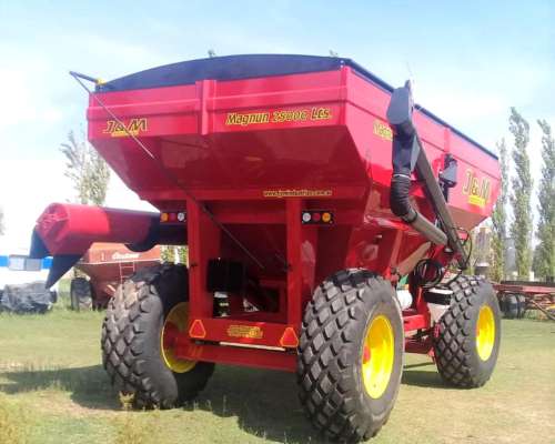 Tolva Multiproposito J y M Magnun MD25.000