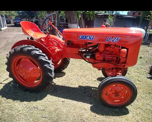Fiat U-25 con Desmalezadora