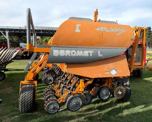 Sembradora Agrometal MXY de 31 a 21 Fert en Linea