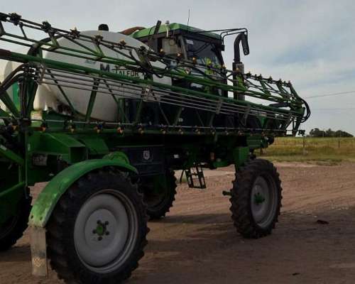 Pulverizadora Metalfor 7030 , año 2017