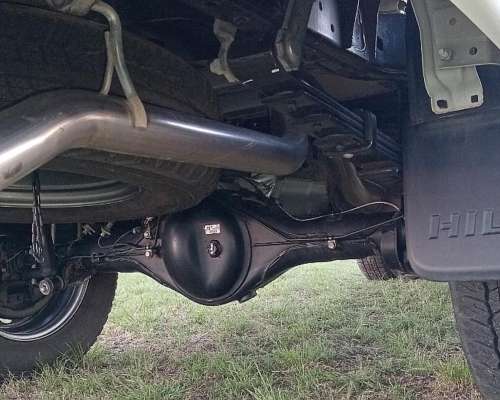 Toyota Hilux DX 2.4 4X4 Mod 2023