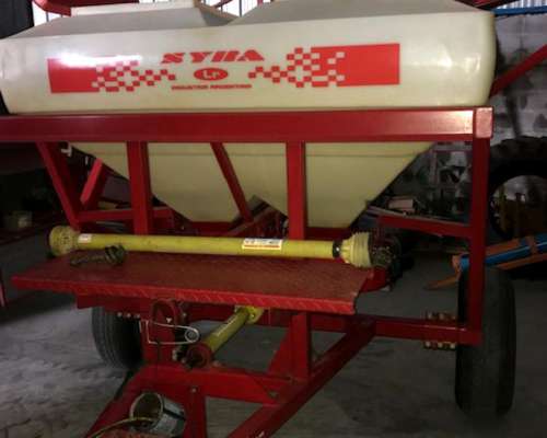 Fertilizadora Syra 1500 Kilos