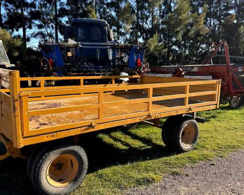 Acoplado Playo 4 Metros con Duales