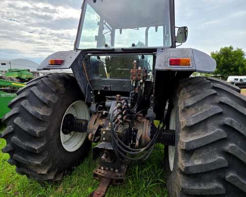 Tractor Valtra 1380 Usado