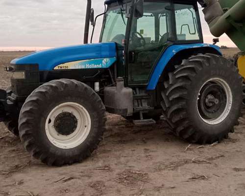 Tractor New Holland TM 150.