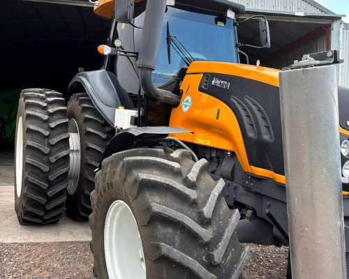 Valtra BT 210. 198 Horas. año 2025.