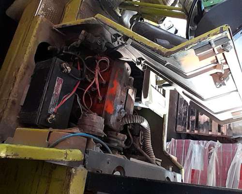 Autoelevador Clark Americano con Mecánica Clark