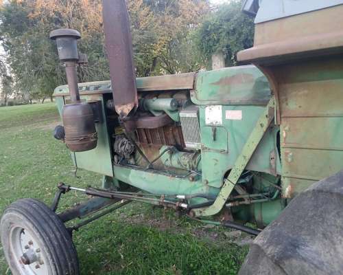 Vendo Tractor DEUTZ.A.85.2114 .
