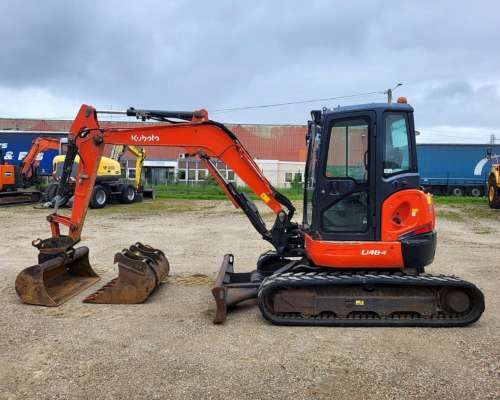 Mini Excavadora Kubota U48-4