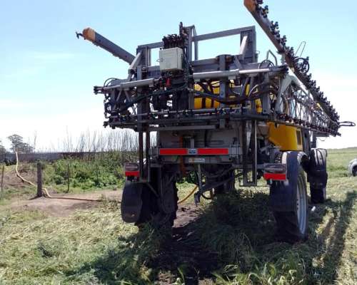 Pulverizadora Pla MAP 3 3300 2016 - 36m Carbono Mixto