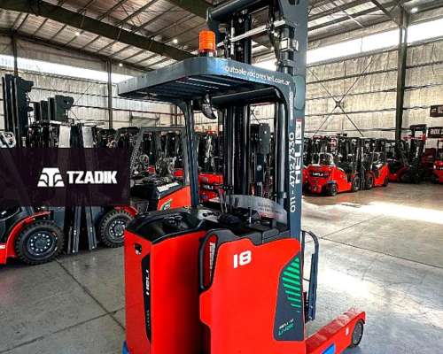 Apilador Eléctrico Premium Reach Heli CQQ 18 G2 1800kg