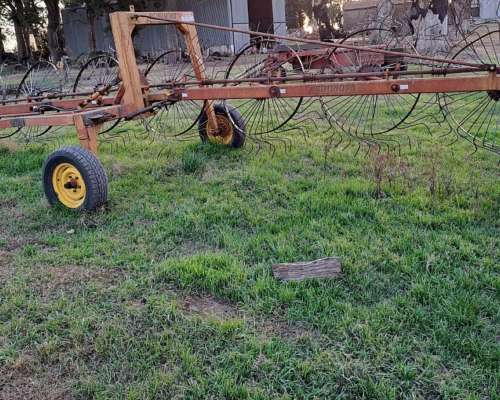 Rastrillo Lateral Agronova de 7 Soles