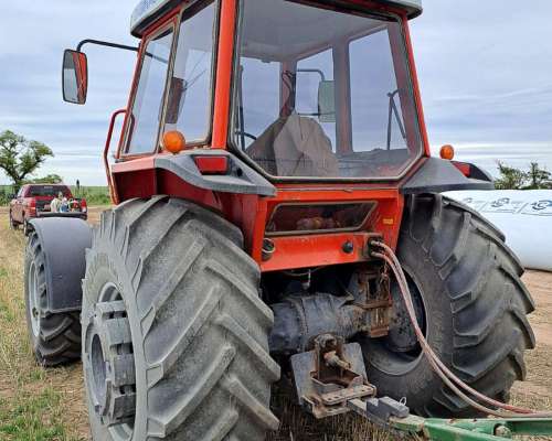 Tractor Massey Ferguson 650, año 2002, 150 HP, 8.000 Horas M
