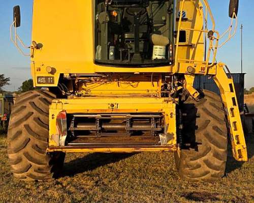 Cosechadora New Holland TC 59 2006 -