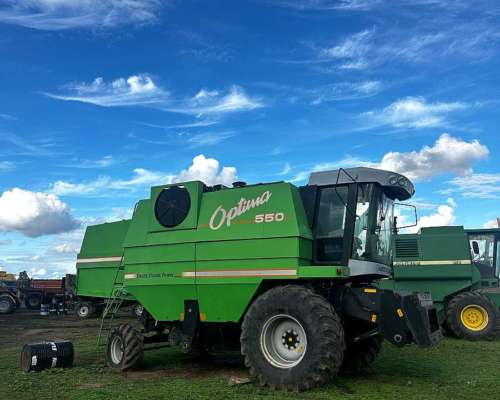 Cosechadora Agco Allis 550