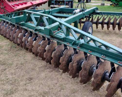 Rastra Tiro Excentrico Pesado de 40 Platos Echa Nueva