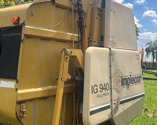 Rotoenfardadora Implecor IG 940