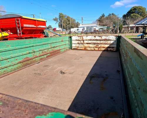 Acoplado Vuelco Trasero SYB 4 TN