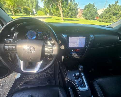 Toyota SW4 2.8tdi SRX A/T 7 Asientos