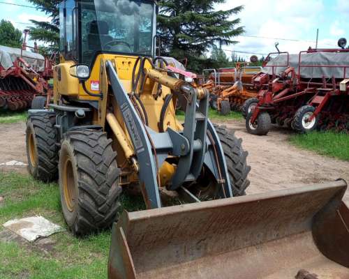 Pala Cargadora Pauny P 100 F año 2019