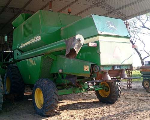 Cosechadora John Deere 1450, 5.000 Hs Motor, con Maicero