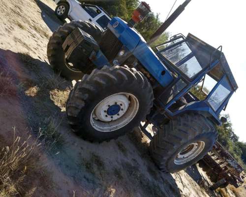 Vendo New Holland 8030 A o 1998 Agroads
