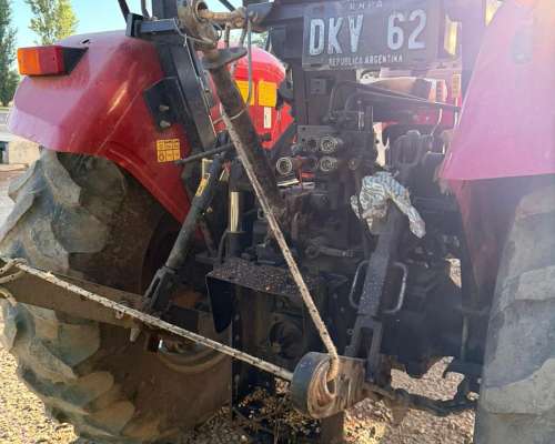 Case IH Farmall 75 JXM - año 2019