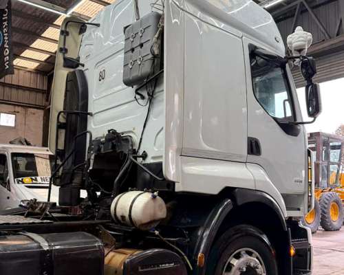 Renault 440 Camion Usado con Eje Neumatico NO Scania Nqnmaq