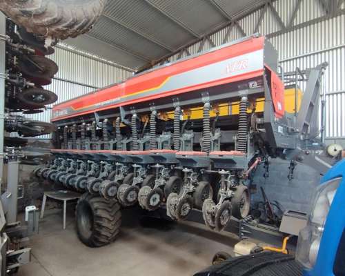 Sembradora Autotrailer Doble Fertilización Gimetal