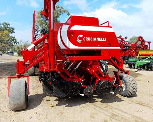 Crucianelli Pionera 35 Lineas a 17,5 con Alfalfero