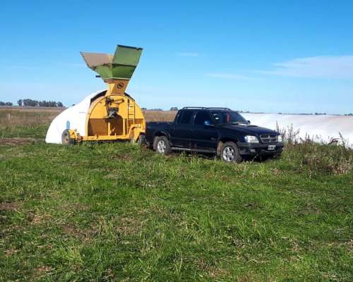 Embolsadora Fiberk con Motor Buen Estado