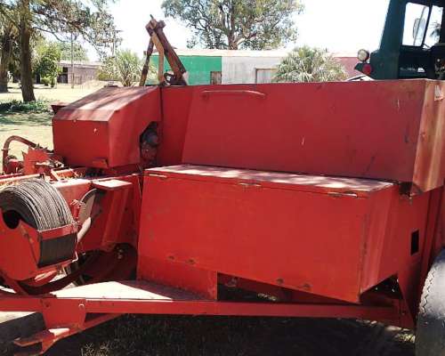 Enfardadora Mainero 5600