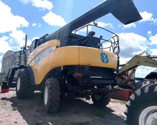 Cosechadora New Holland, CR 9060, año 2009, Draper 35