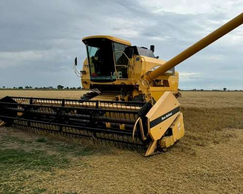 Cosechadora New Holland TC57