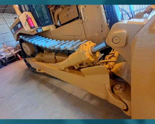 Topador Caterpillar D8R (id613)