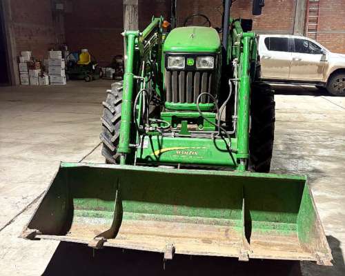 John Deere 5090 con Pala