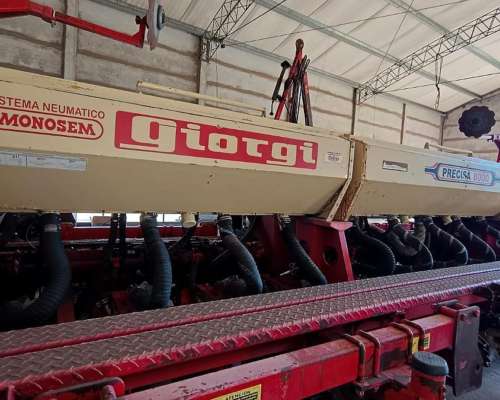 Sembradora Giorgi Precisa 8000 de 13 a 52 cm Mecánica Grueso