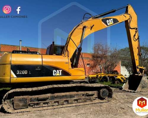 Retroexcavadora Caterpillar 320 DL Modelo 2010